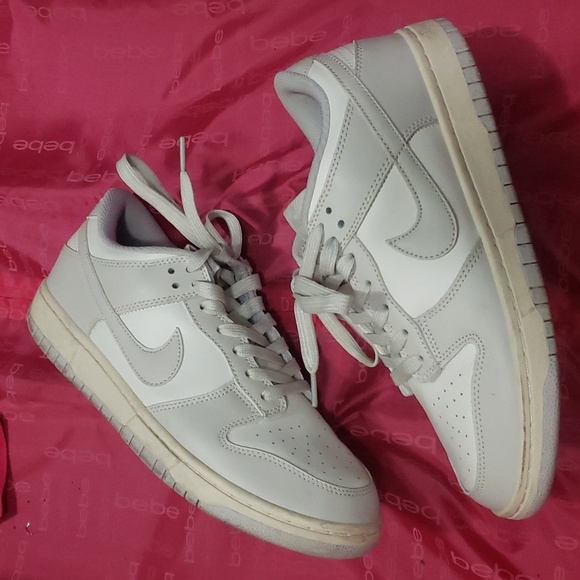 Nike air dunks low 9.5 - Picture 1 of 7